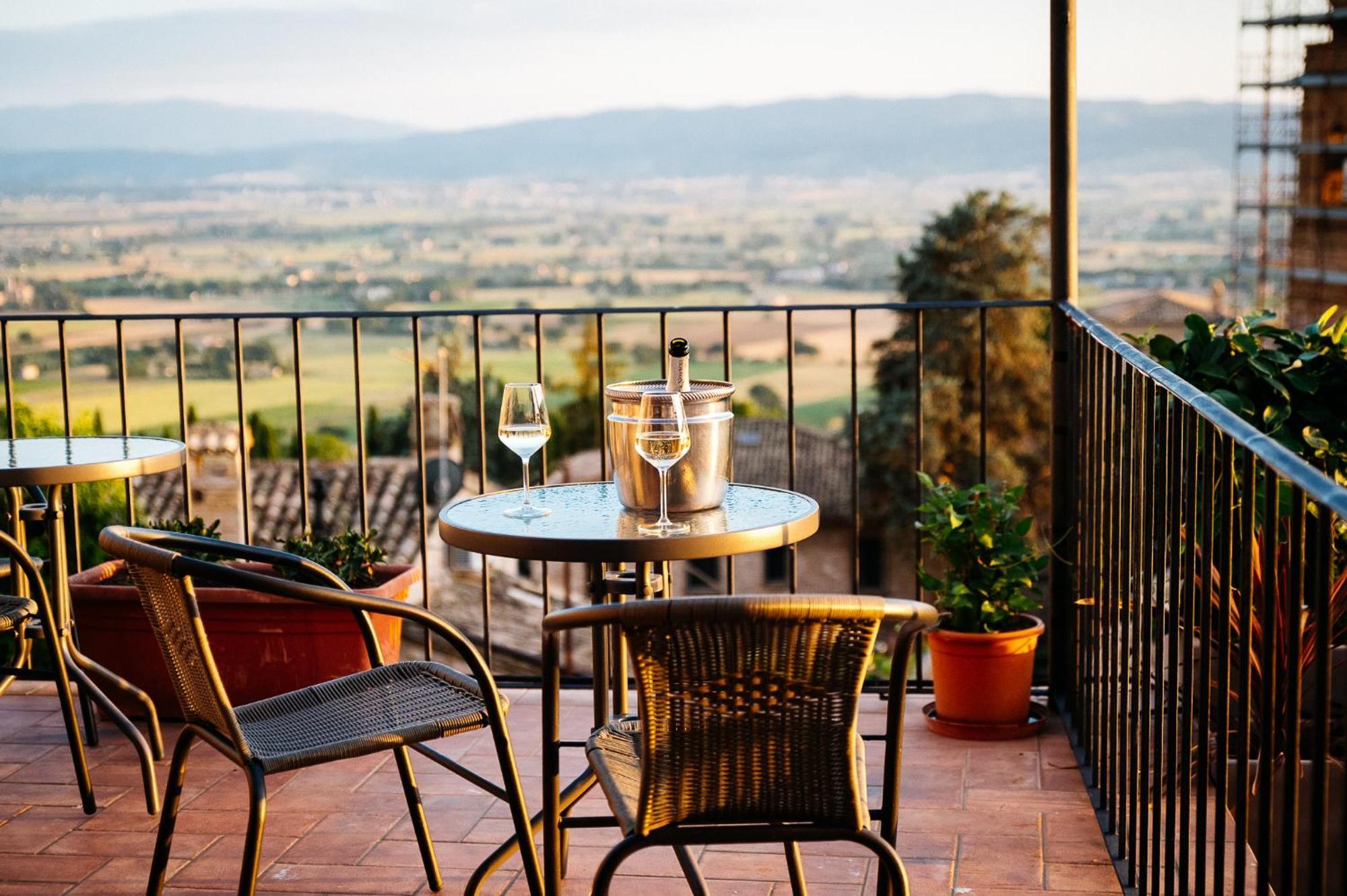 Roof Garden Rooms Ассізі Екстер'єр фото